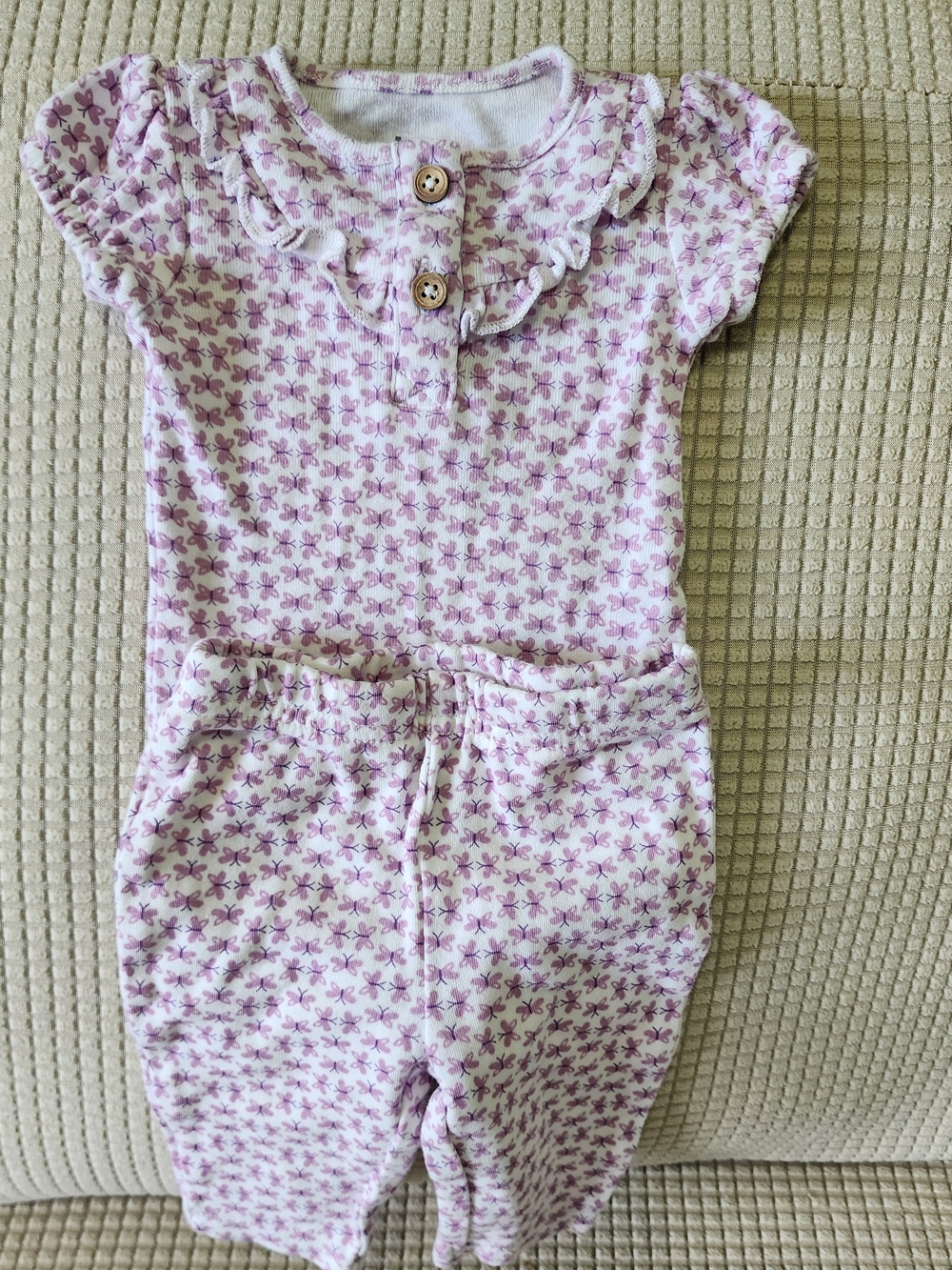 Carter's Newborn 2 Piece Purple Butterfly Set.